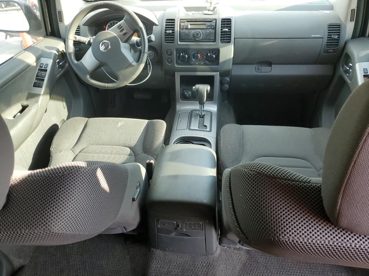 2011 NISSAN PATHFINDER