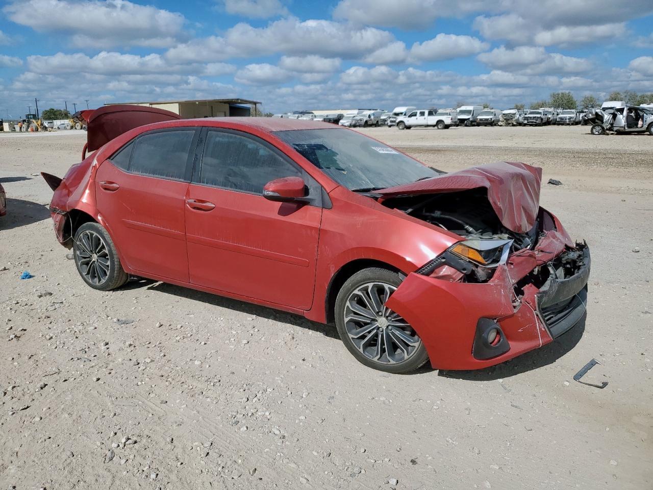 2015 TOYOTA COROLLA
