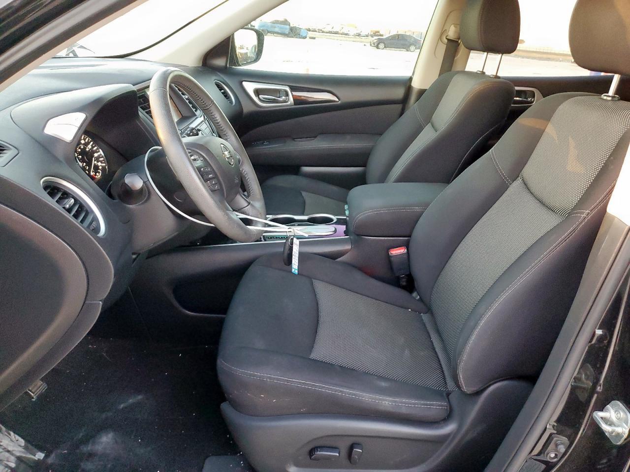 2017 NISSAN PATHFINDER