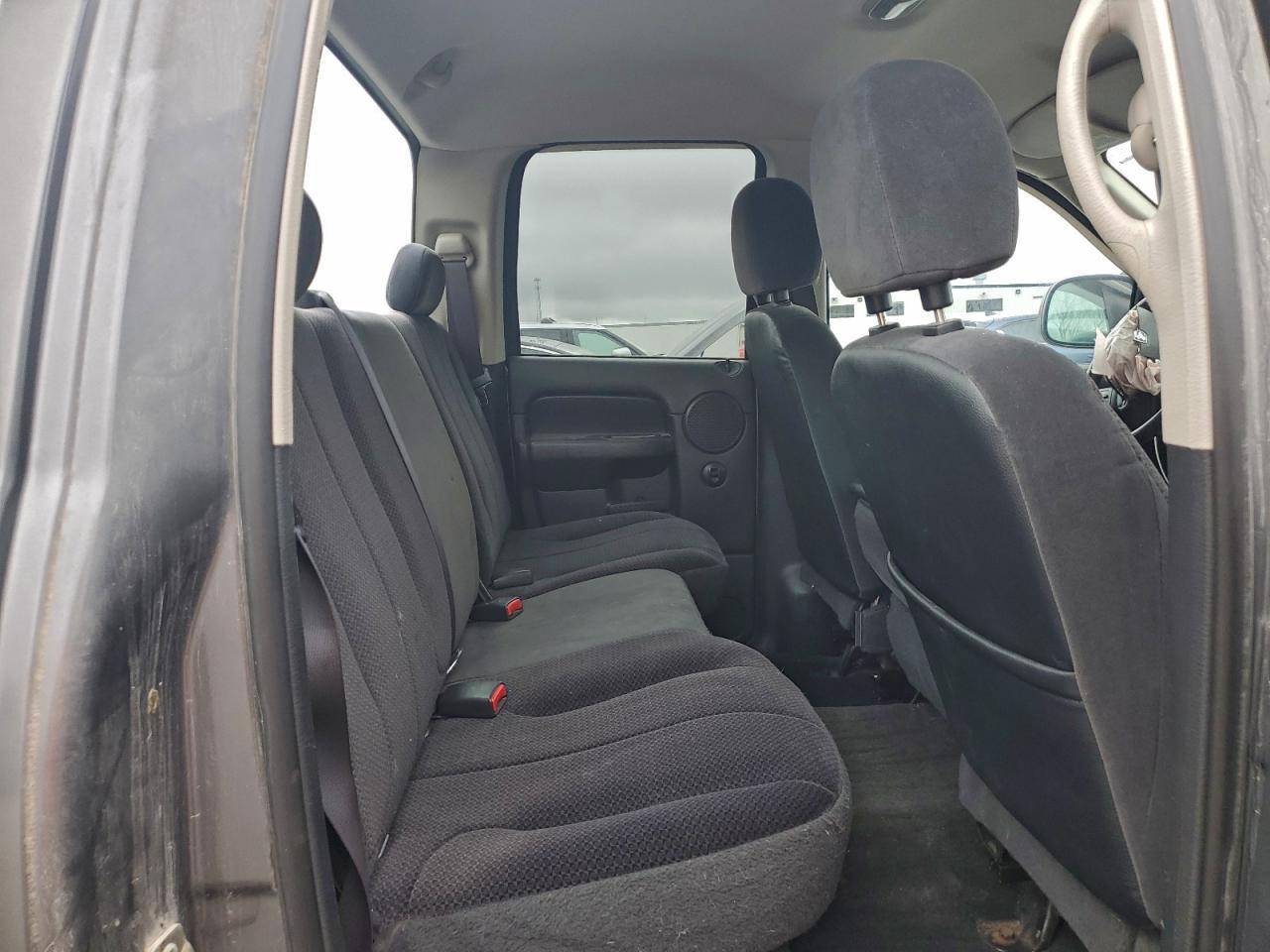 2004 DODGE RAM 1500