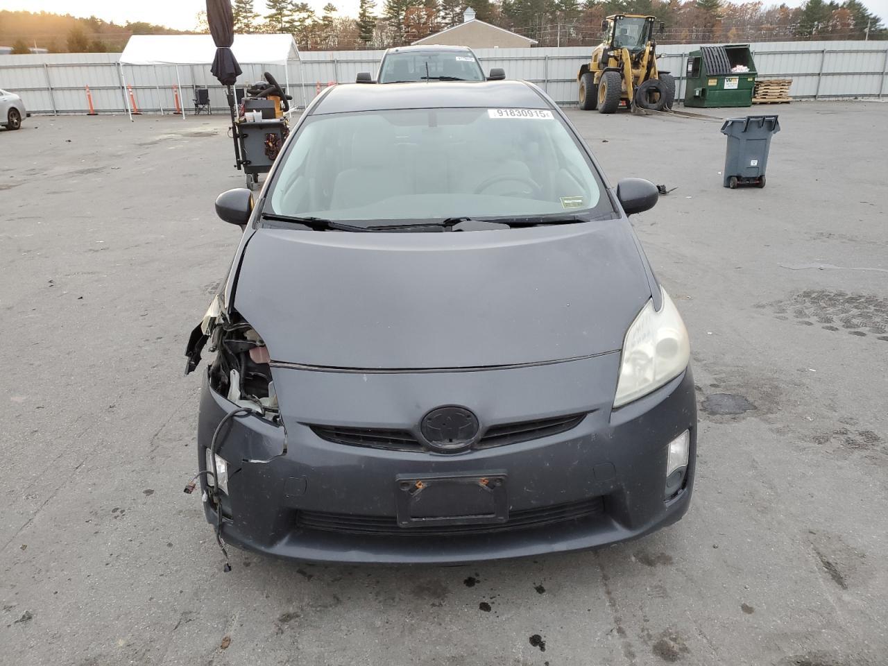 2011 TOYOTA PRIUS