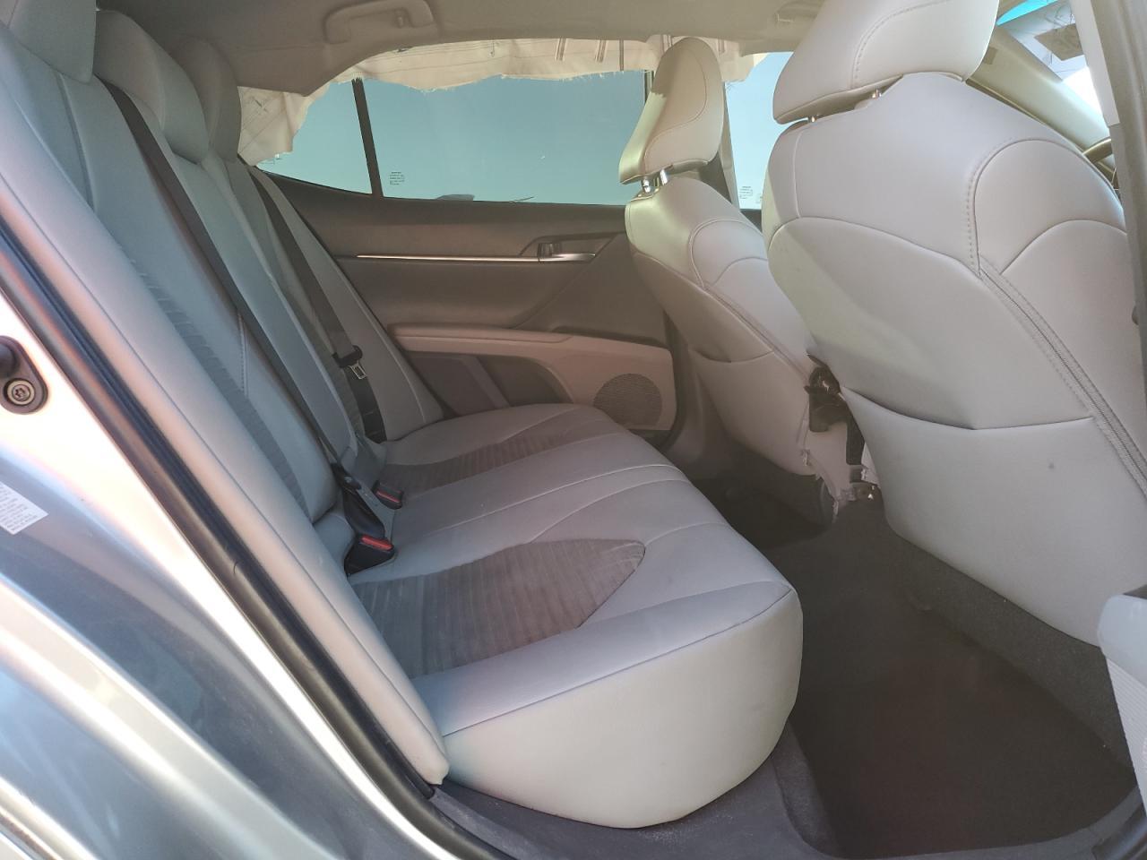 2018 TOYOTA CAMRY