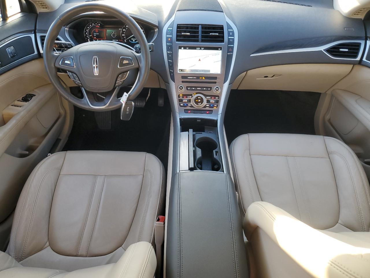 2017 LINCOLN MKZ