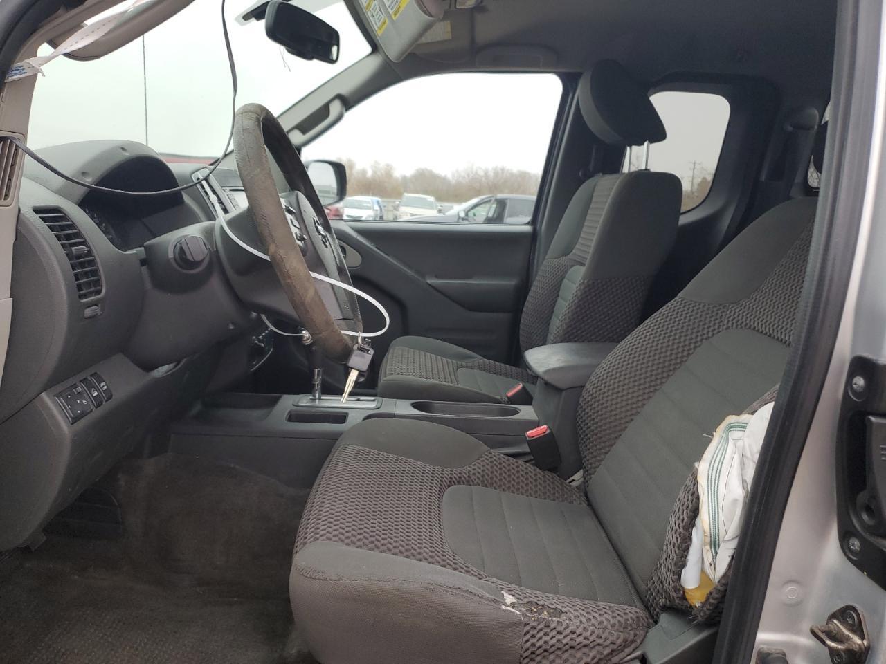 2015 NISSAN Frontier