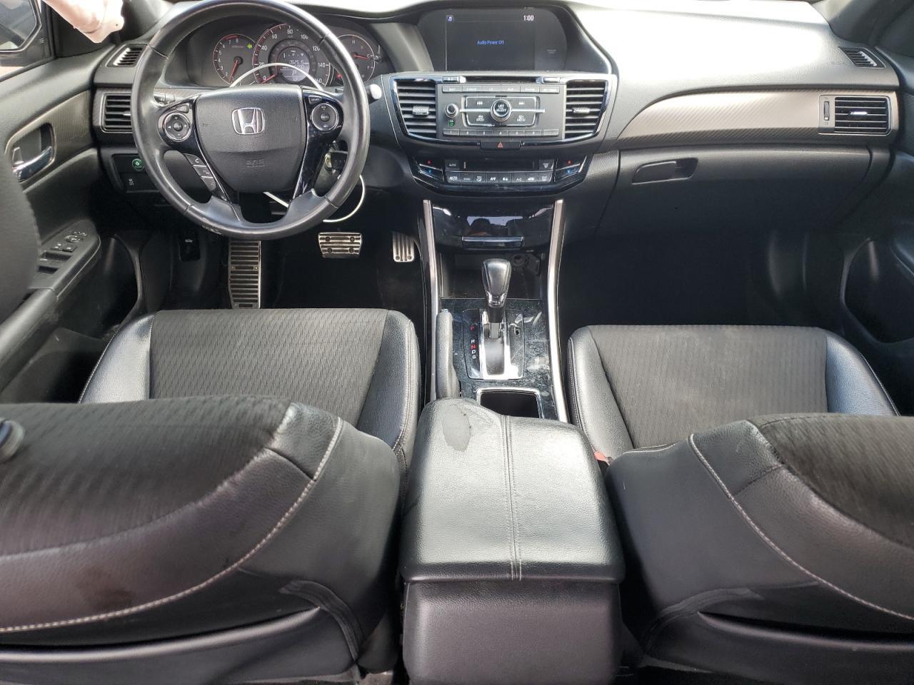 2017 HONDA ACCORD