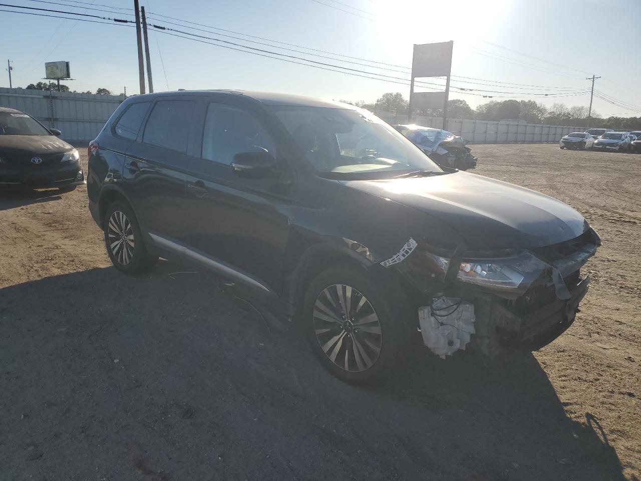 2020 MITSUBISHI outlander