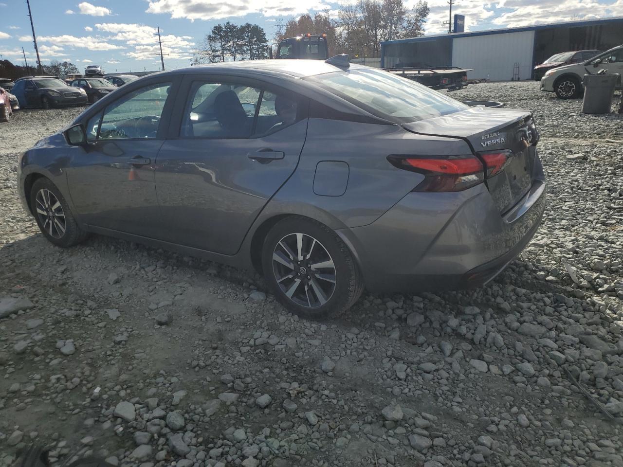 2021 NISSAN VERSA