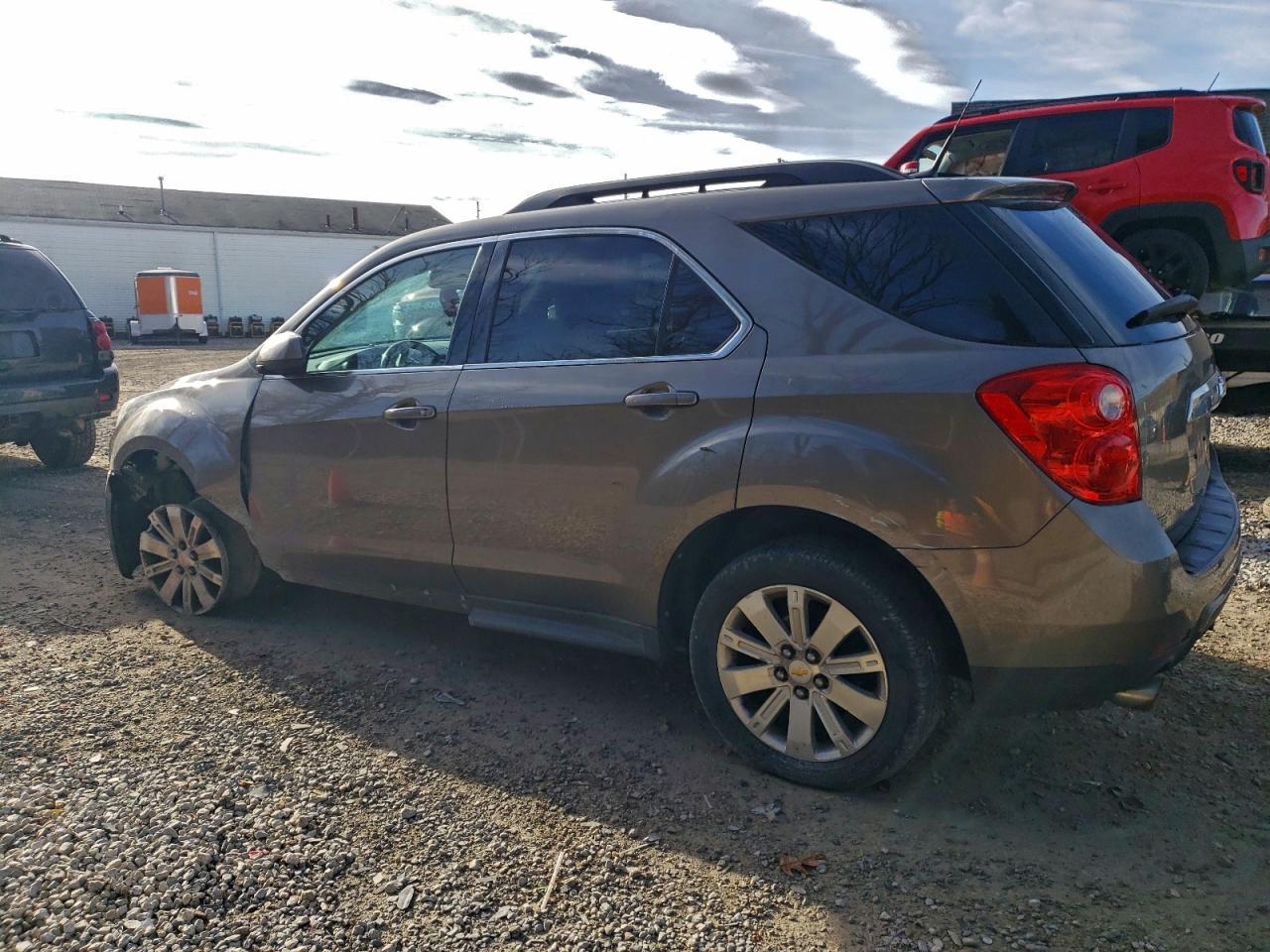 2011 CHEVROLET EQUINOX