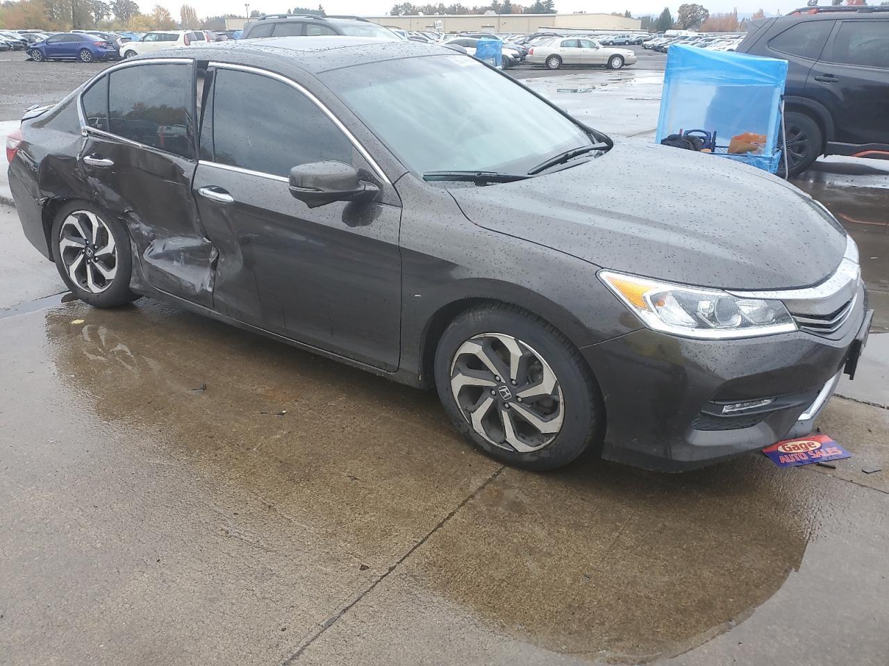 2017 HONDA ACCORD