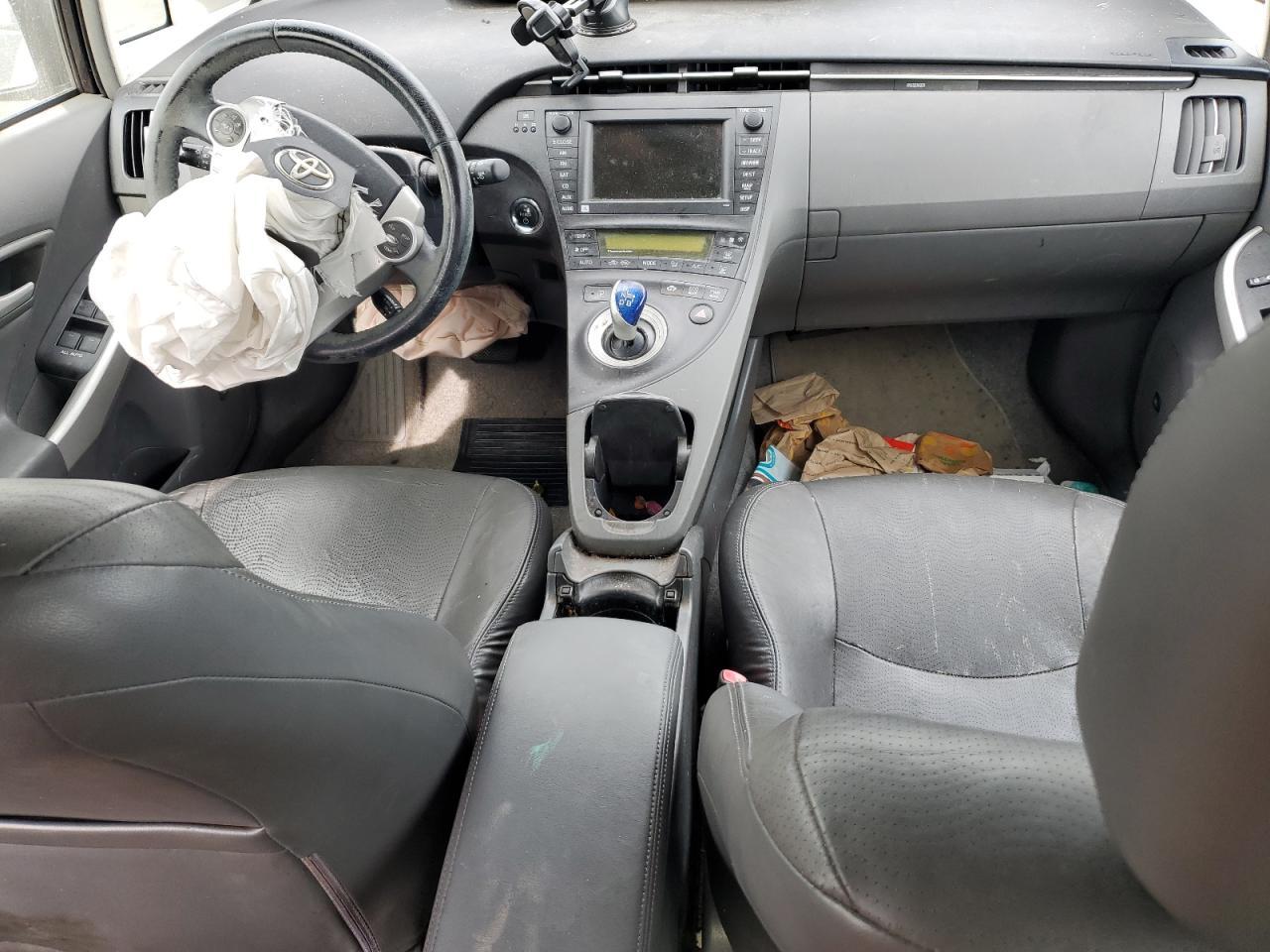 2011 TOYOTA PRIUS