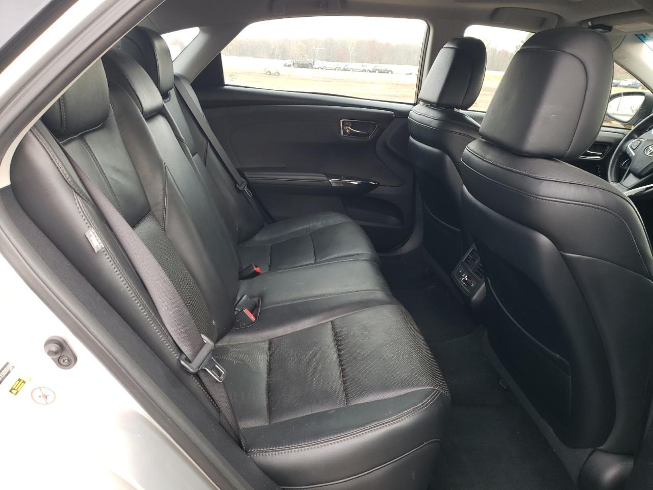 2013 TOYOTA Avalon