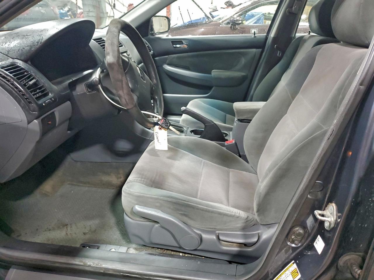 2004 HONDA ACCORD
