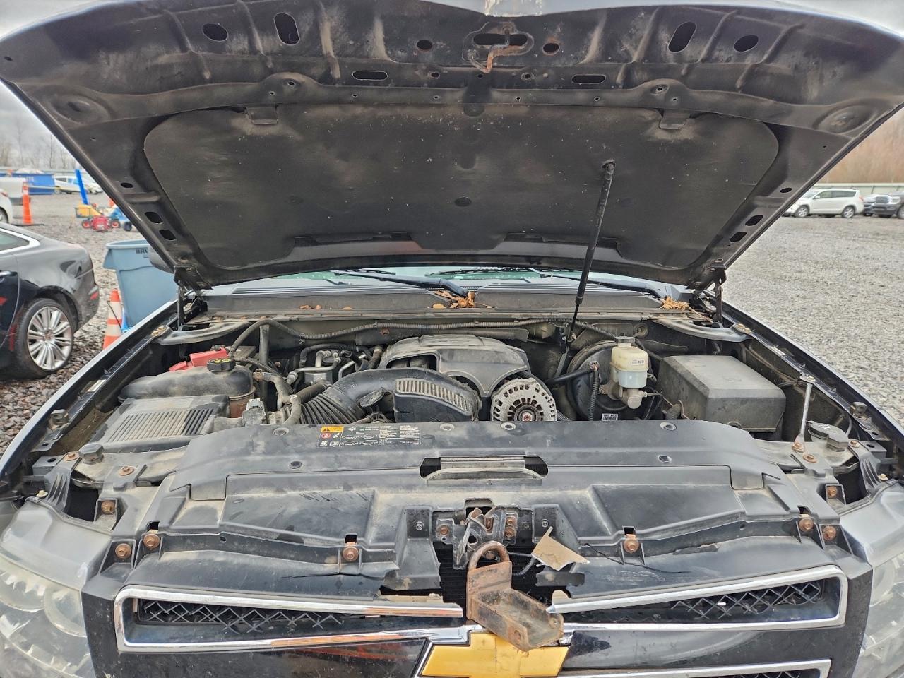 2012 CHEVROLET Suburban