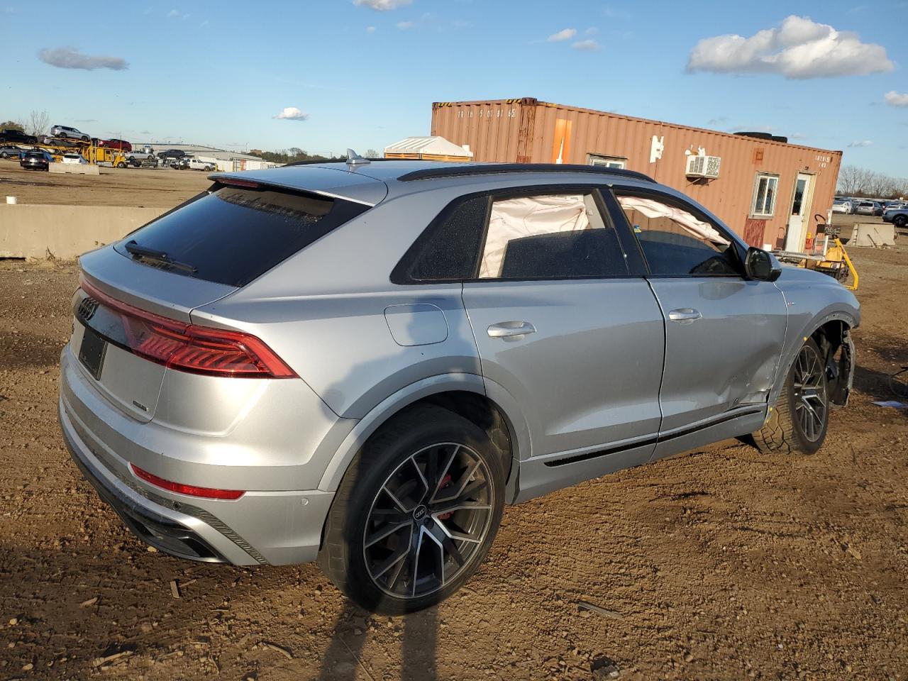 2021 AUDI Q8