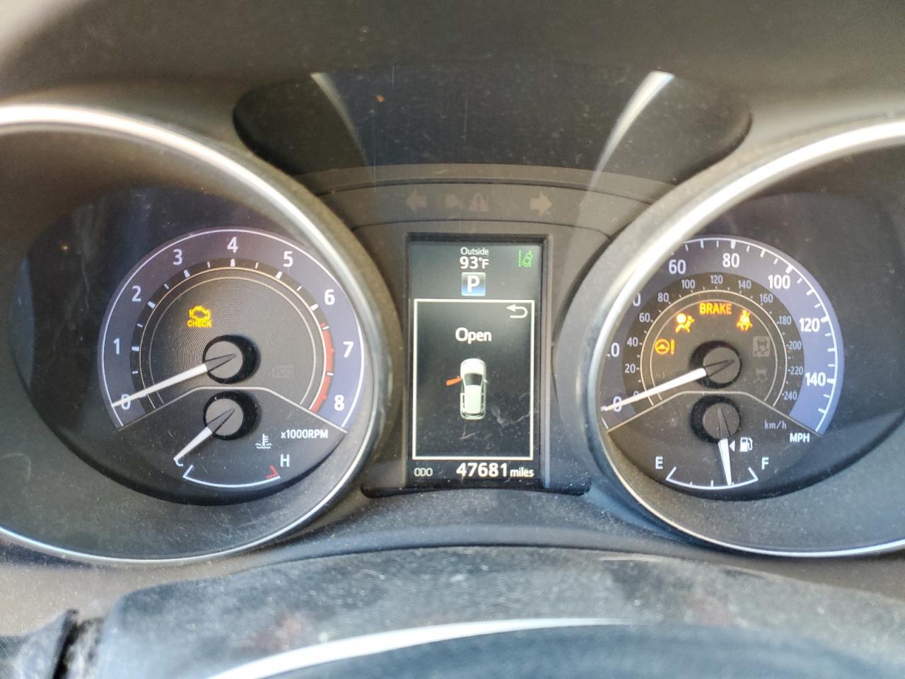 2018 TOYOTA COROLLA