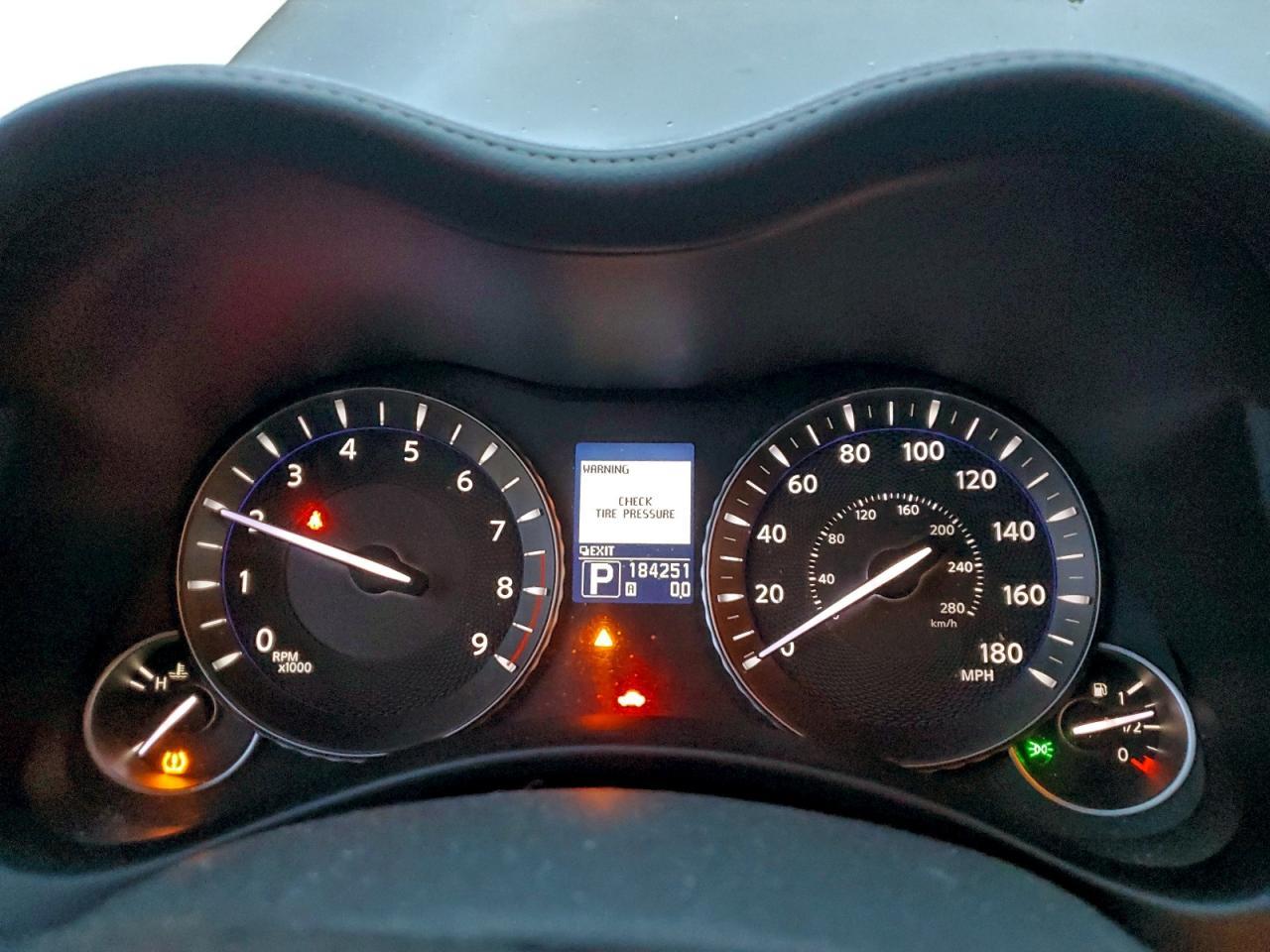 2012 INFINITI M37