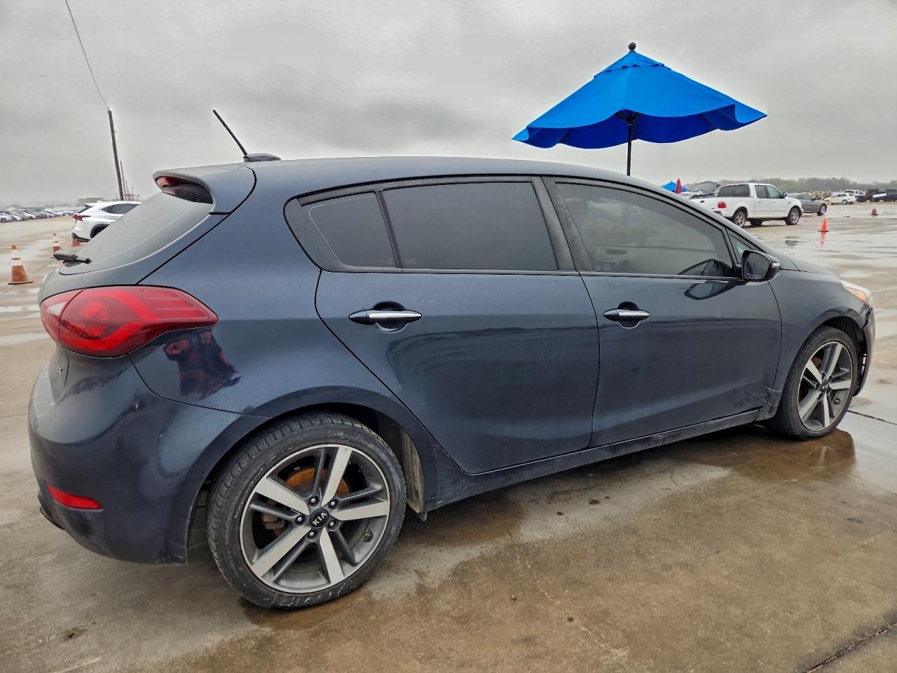 2017 KIA FORTE