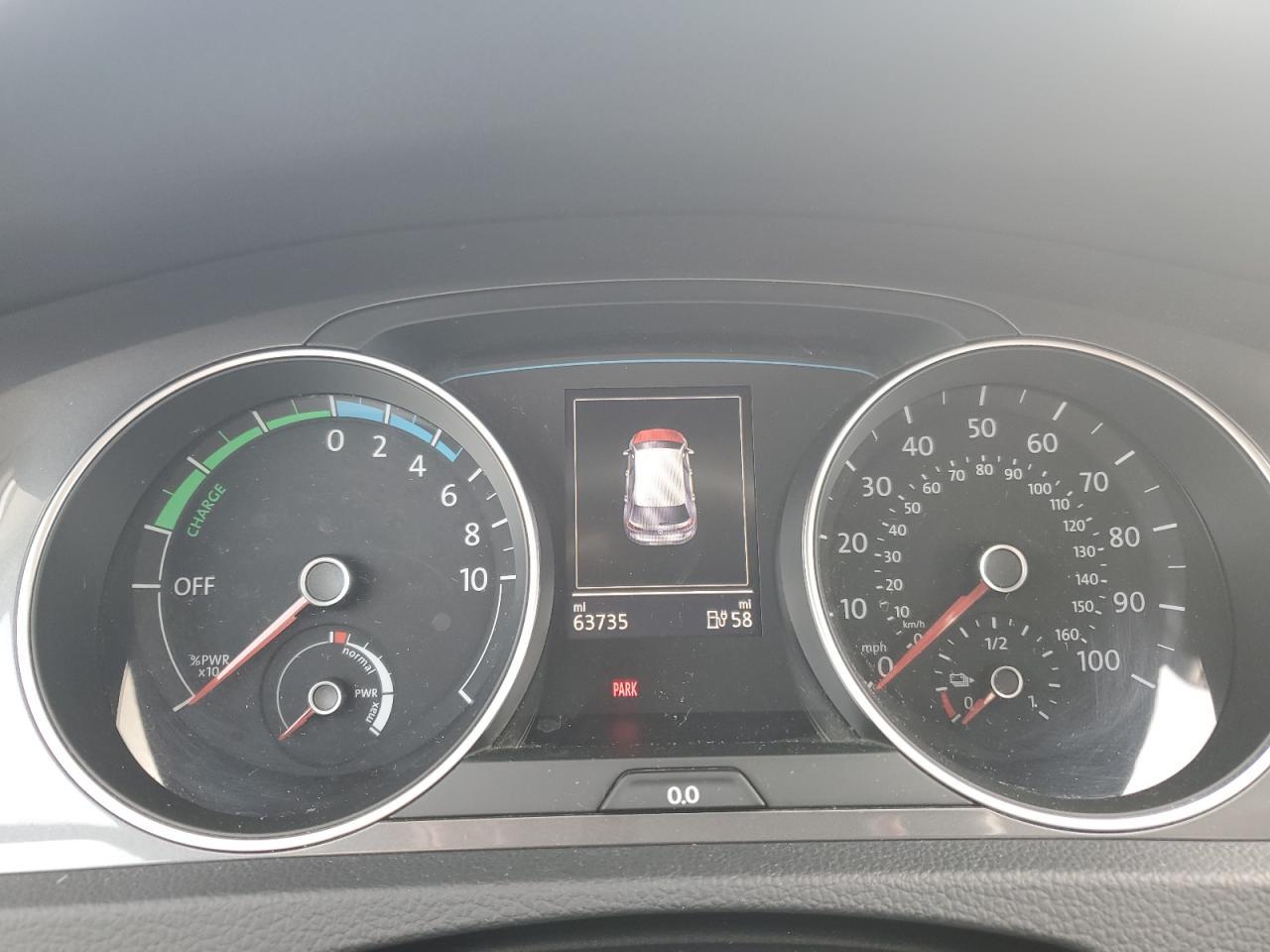 2016 VOLKSWAGEN e-Golf