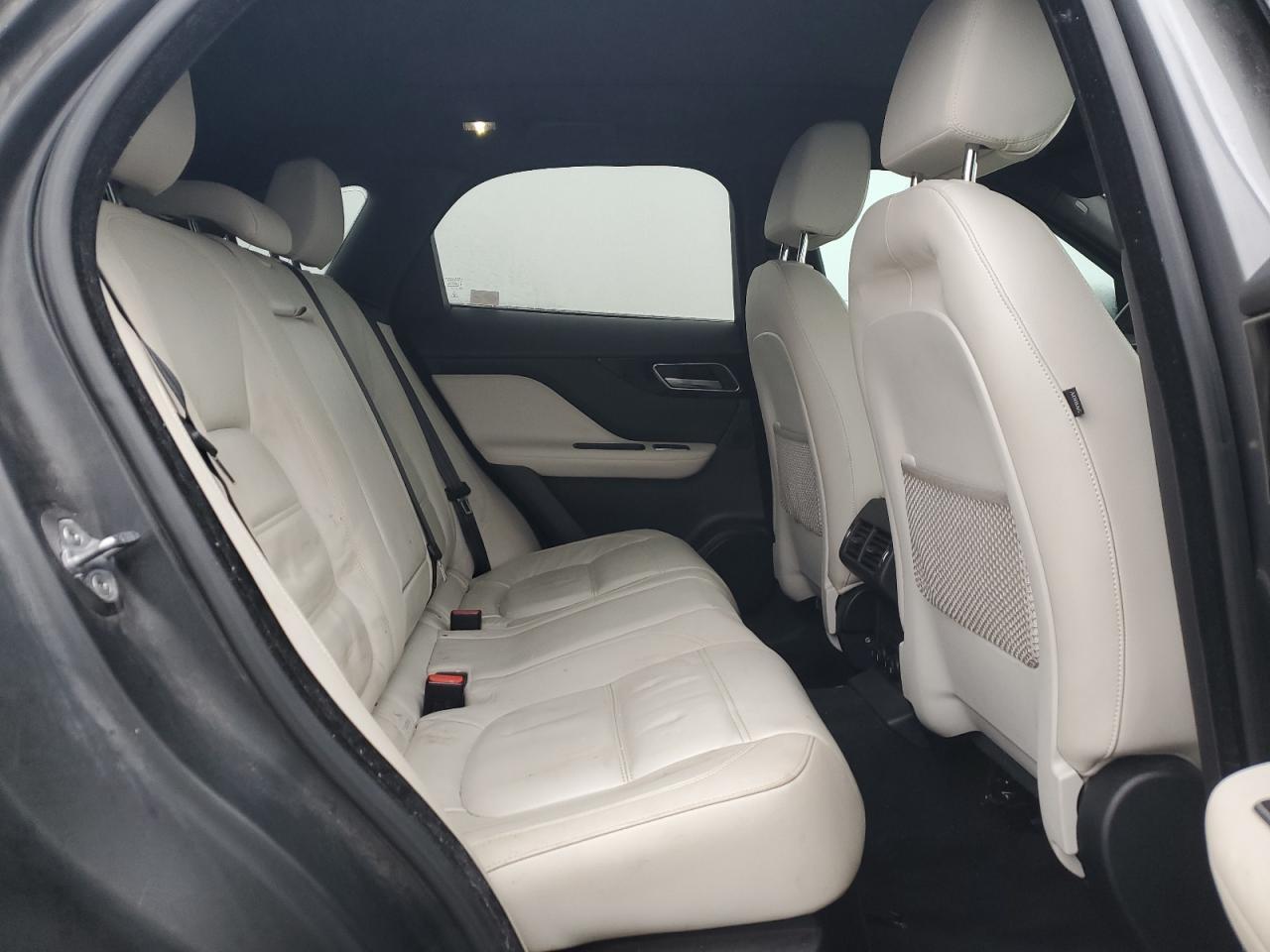 2018 JAGUAR F-Pace
