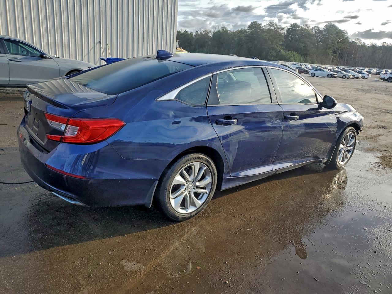 2018 HONDA ACCORD