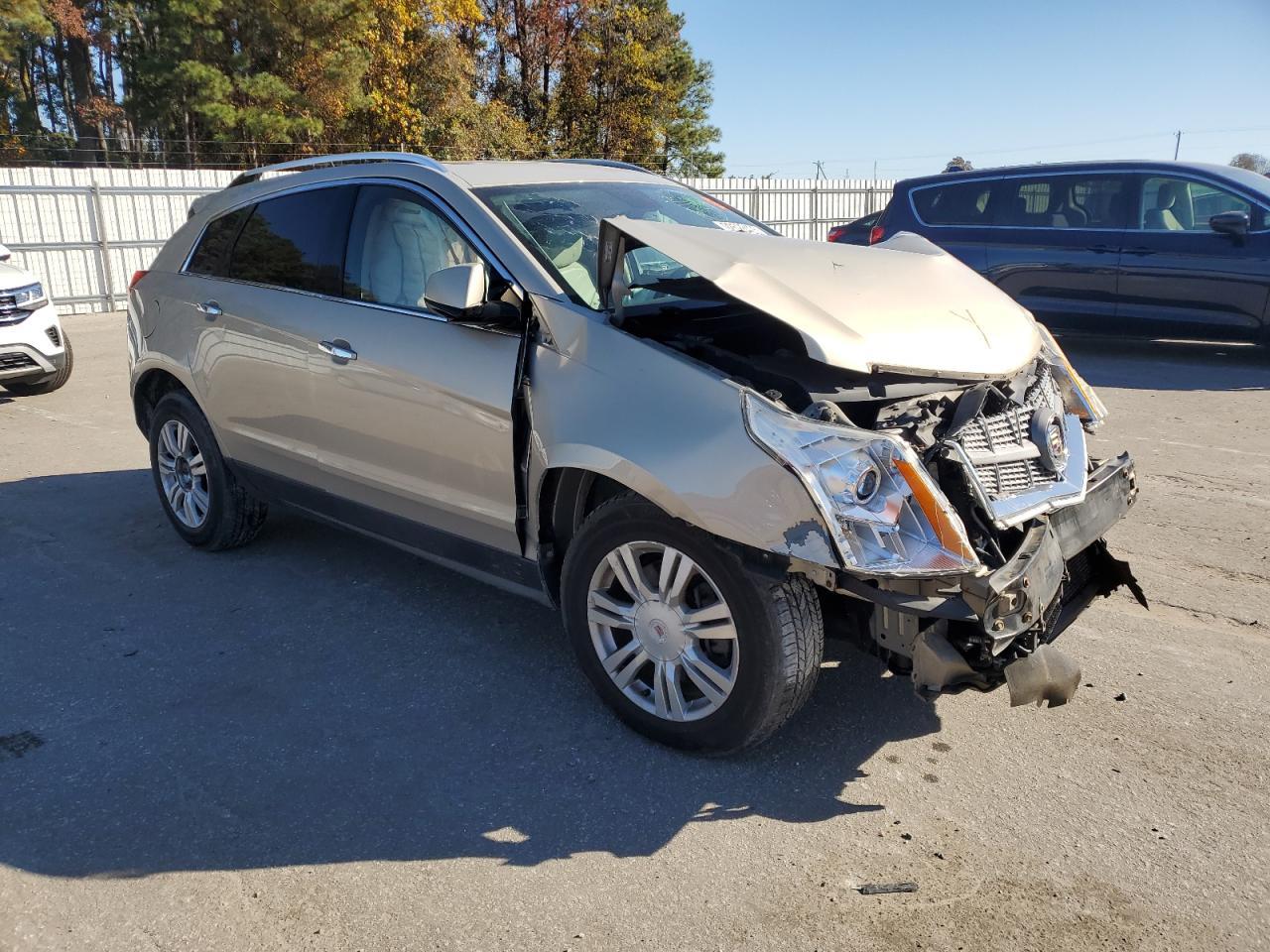 2010 CADILLAC SRX
