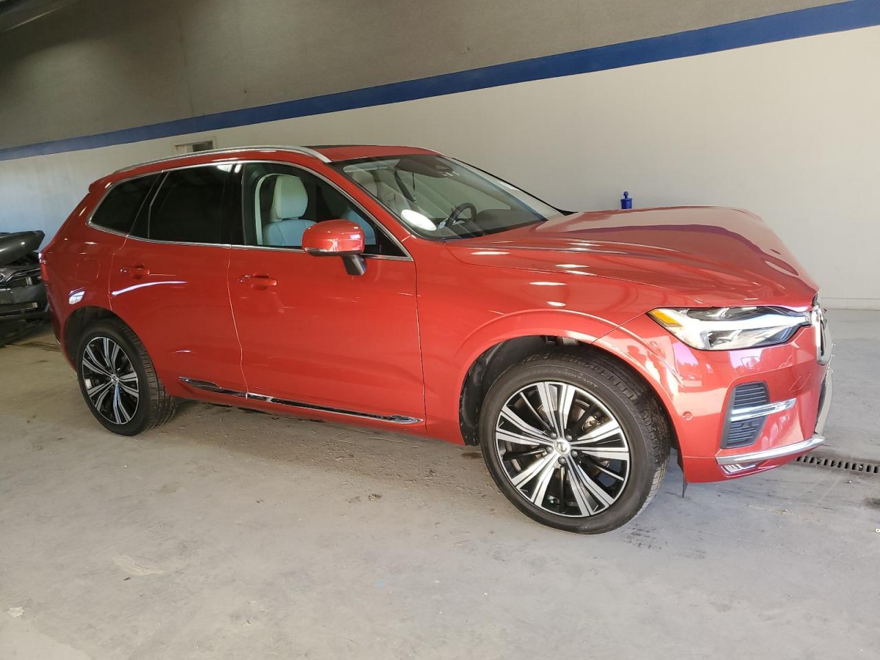 2023 VOLVO XC60