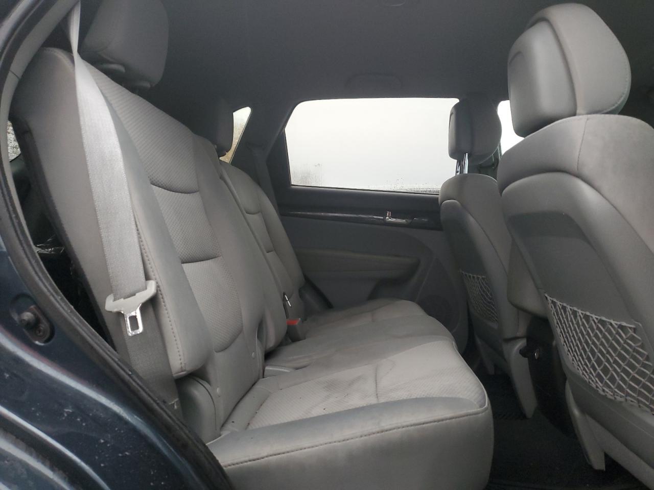 2011 KIA SORENTO