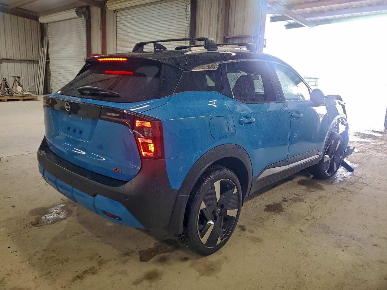 2025 NISSAN KICKS