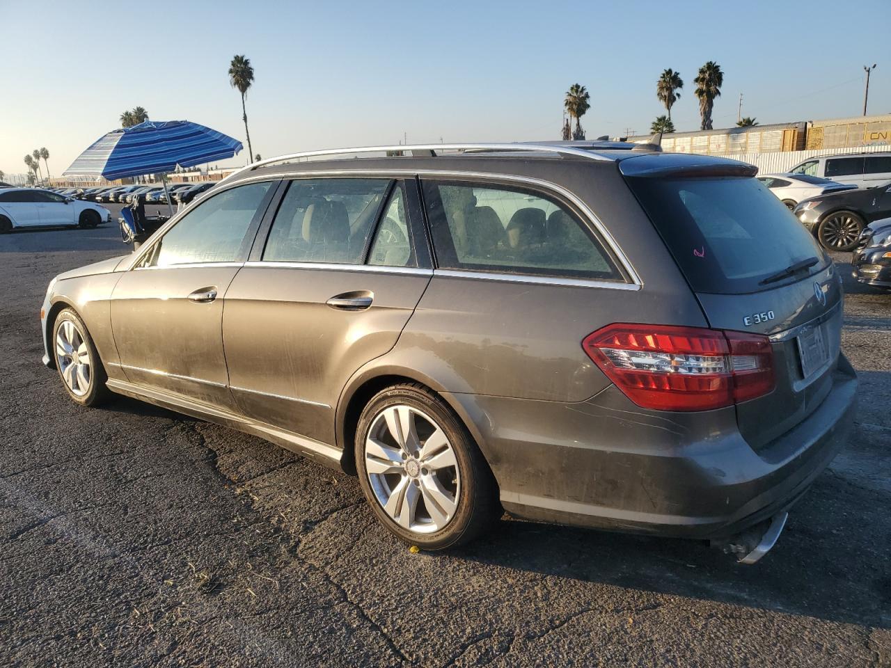 2013 MERCEDES-BENZ E-Class
