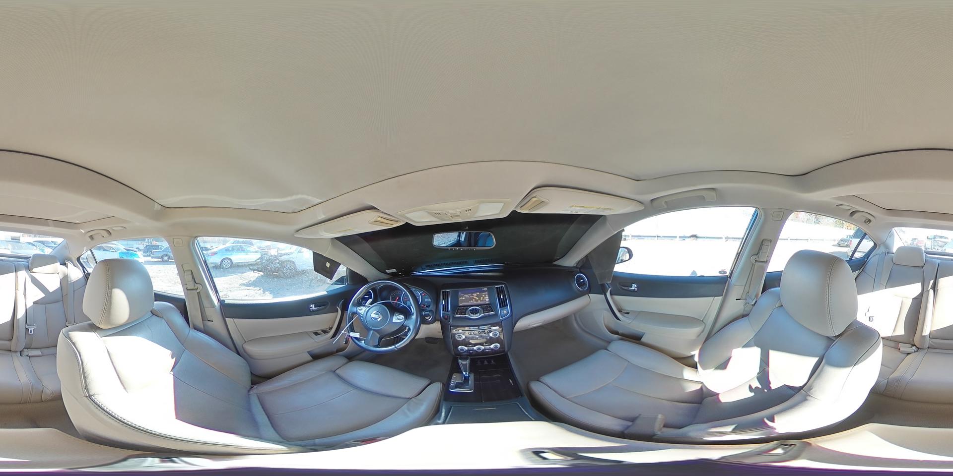2012 NISSAN Maxima