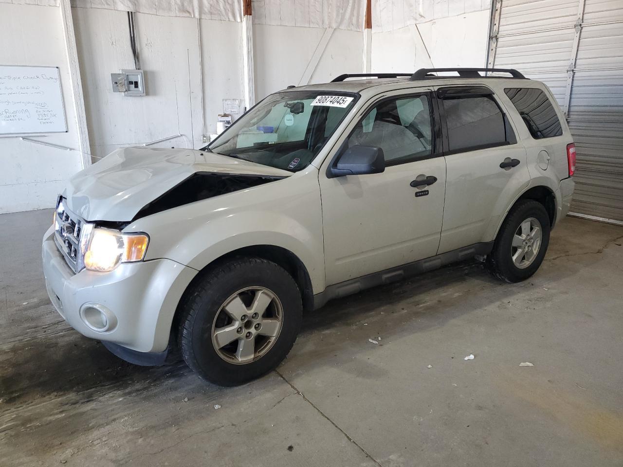 2009 FORD ESCAPE