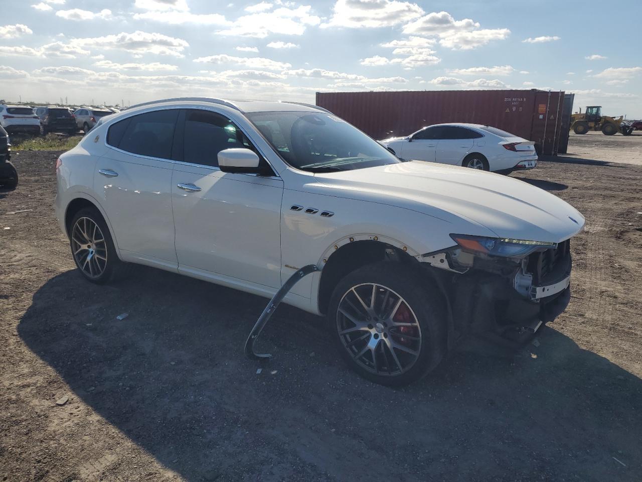 2018 MASERATI Levante
