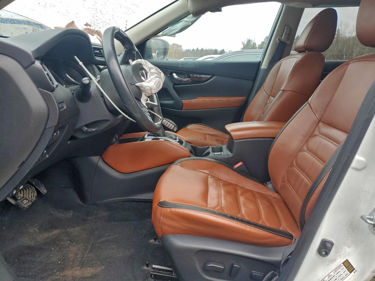 2017 NISSAN ROGUE