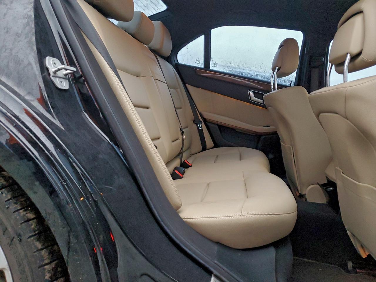 2011 MERCEDES-BENZ E-Class