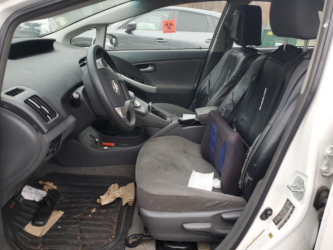 2011 TOYOTA PRIUS