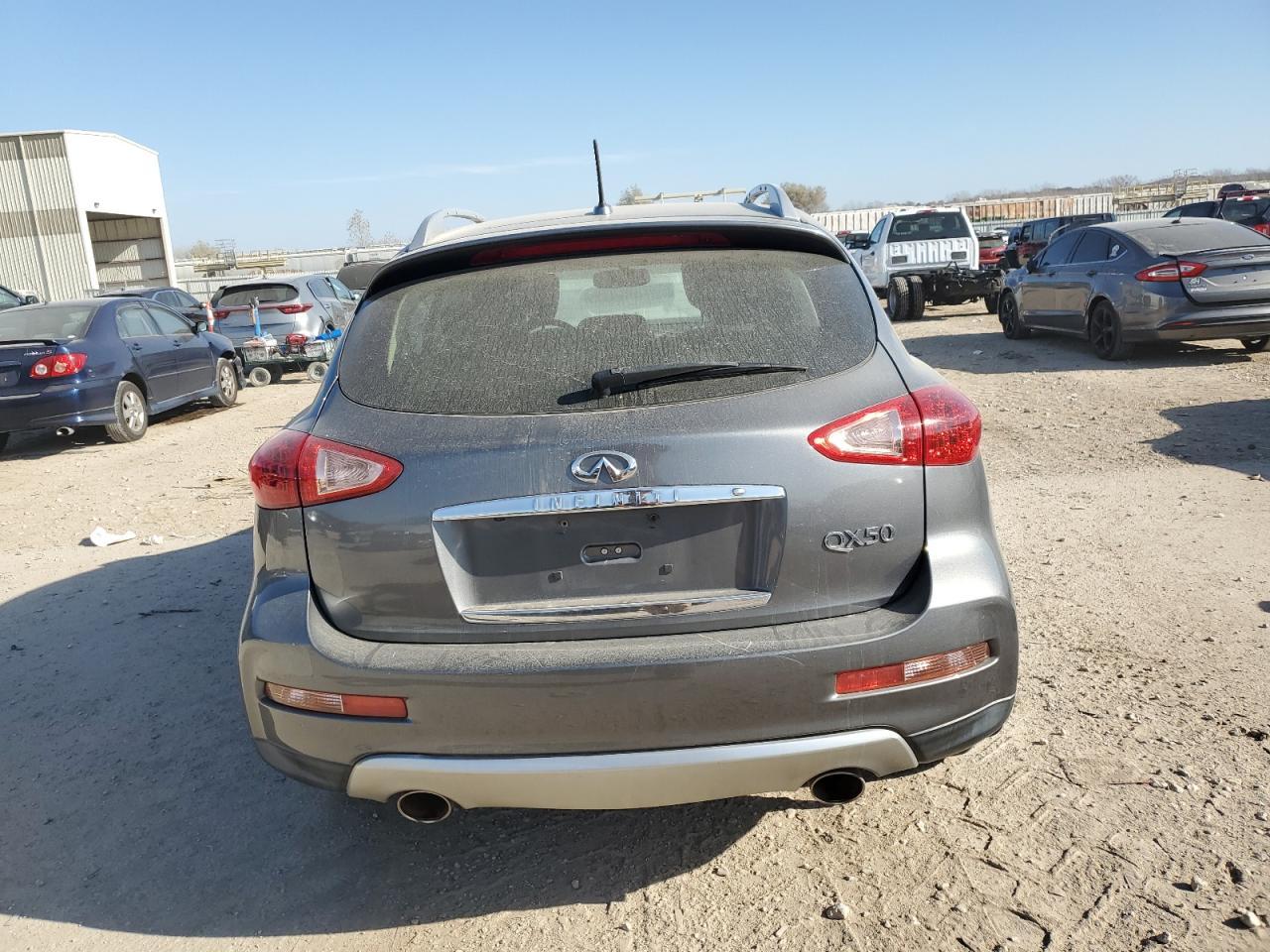 2016 INFINITI QX50