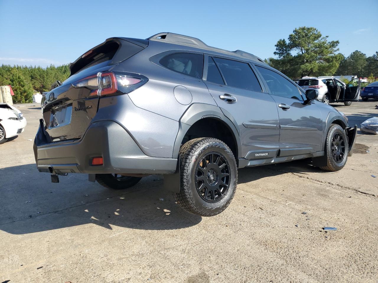 2023 SUBARU Outback