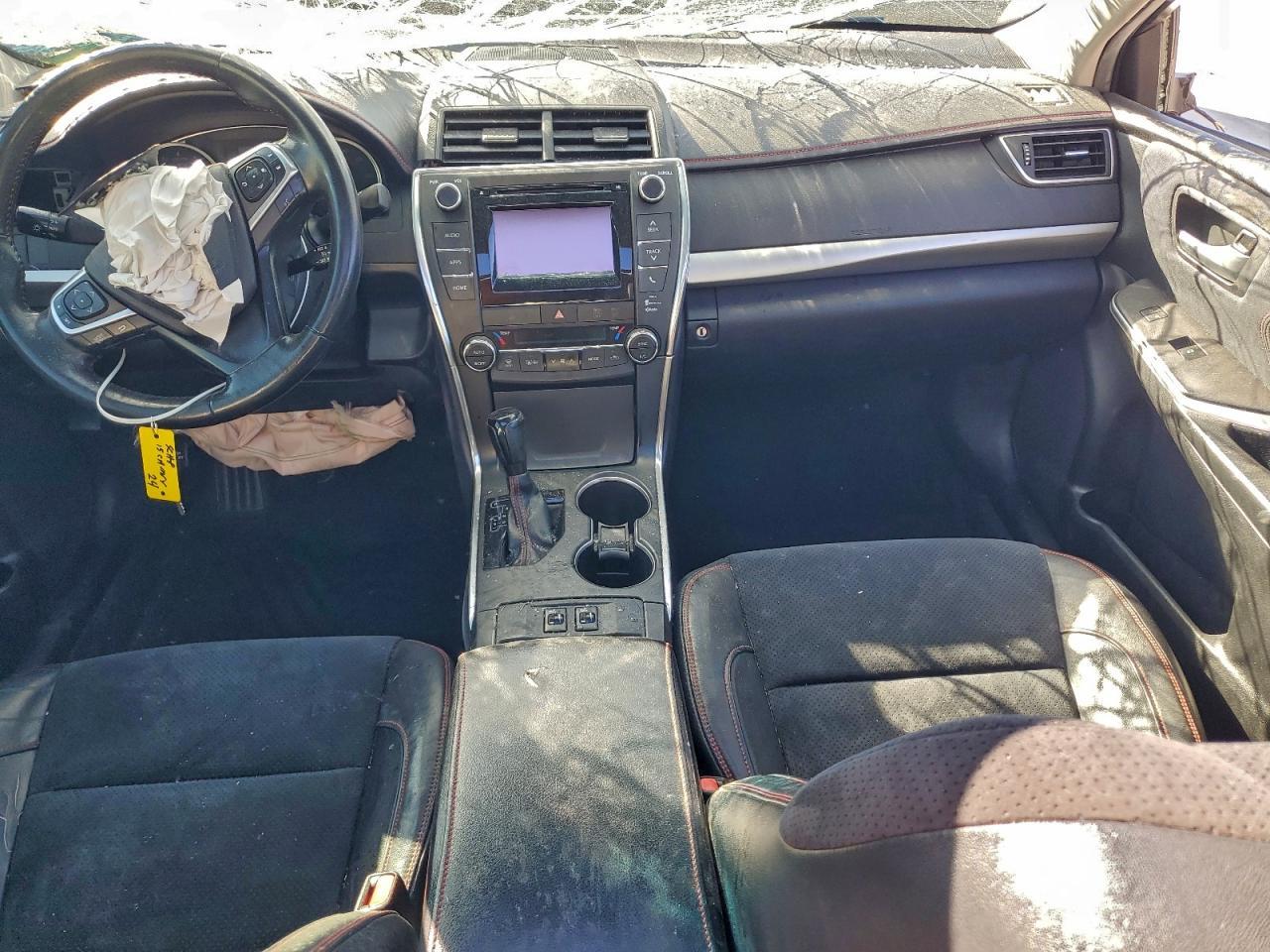 2015 TOYOTA CAMRY