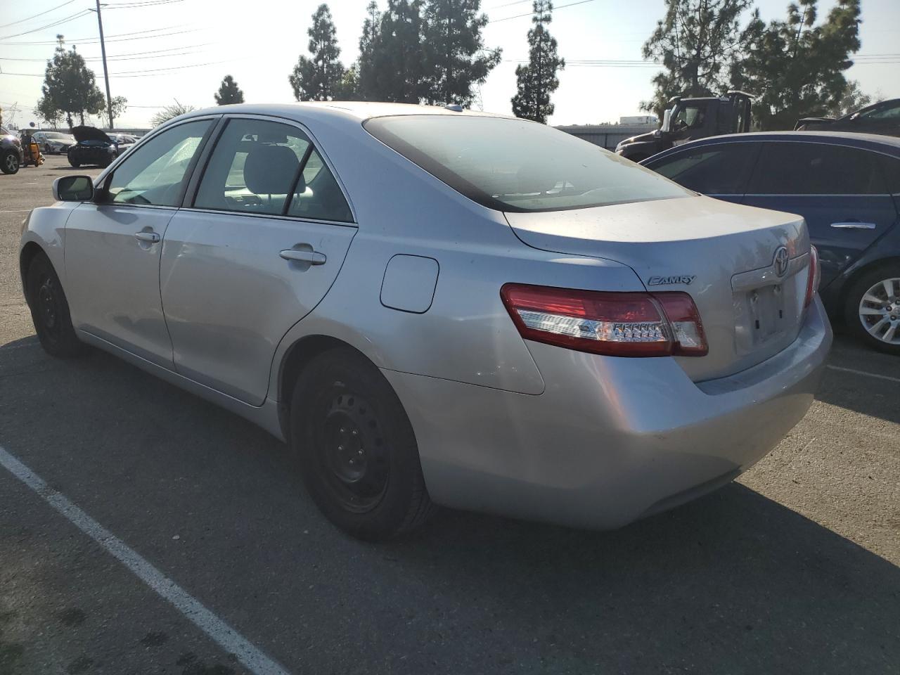 2010 TOYOTA CAMRY