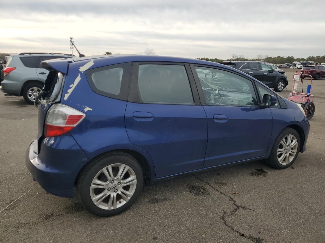 2011 HONDA FIT
