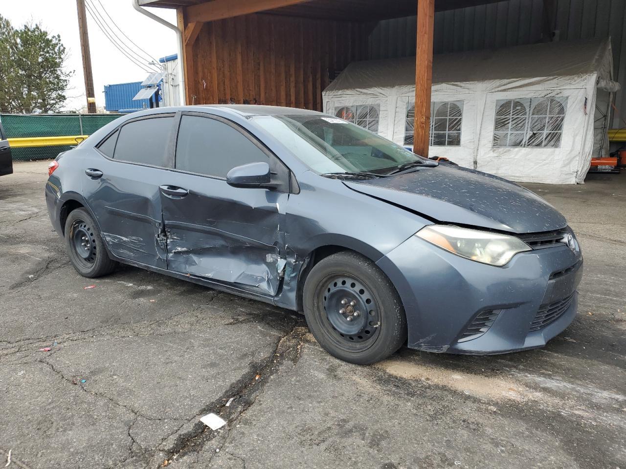 2015 TOYOTA COROLLA