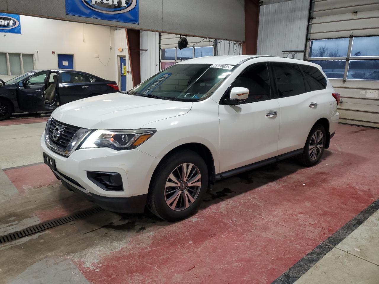 2017 NISSAN PATHFINDER
