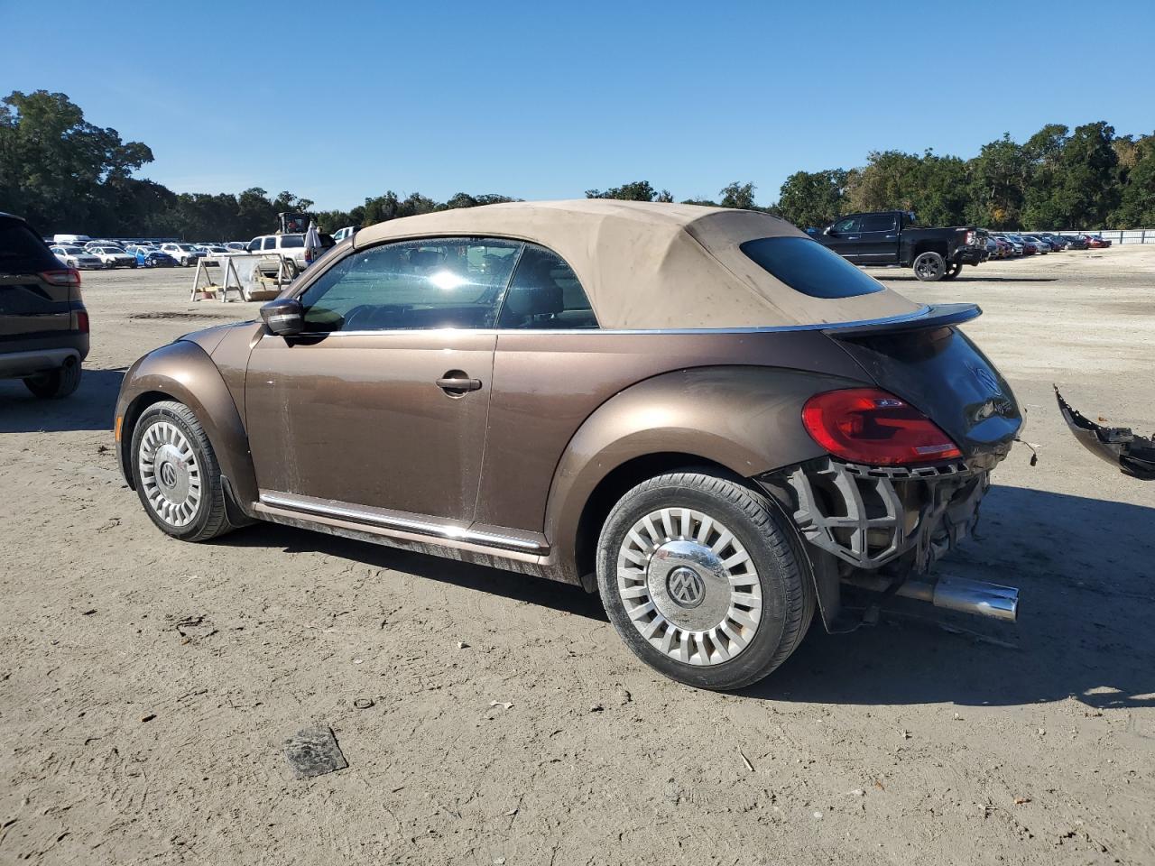 2013 VOLKSWAGEN Beetle