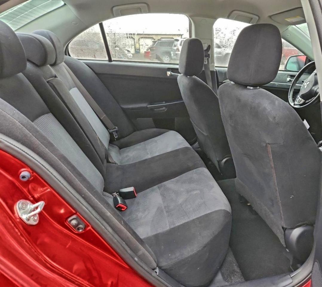 2011 MITSUBISHI LANCER
