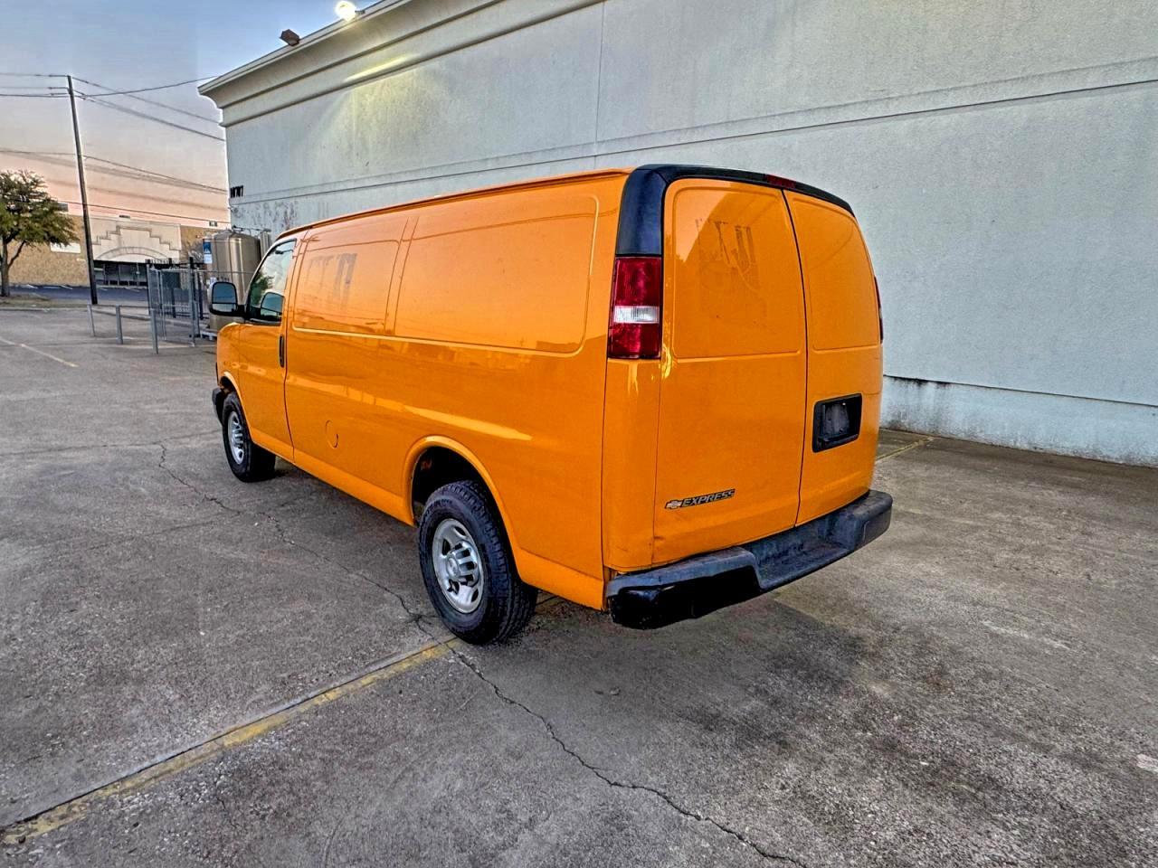 2019 CHEVROLET EXPRESS 2500