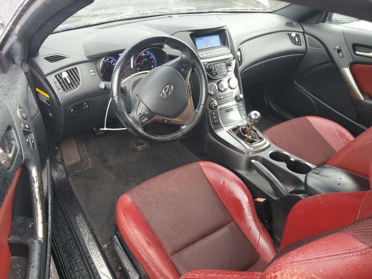 2013 HYUNDAI GENESIS