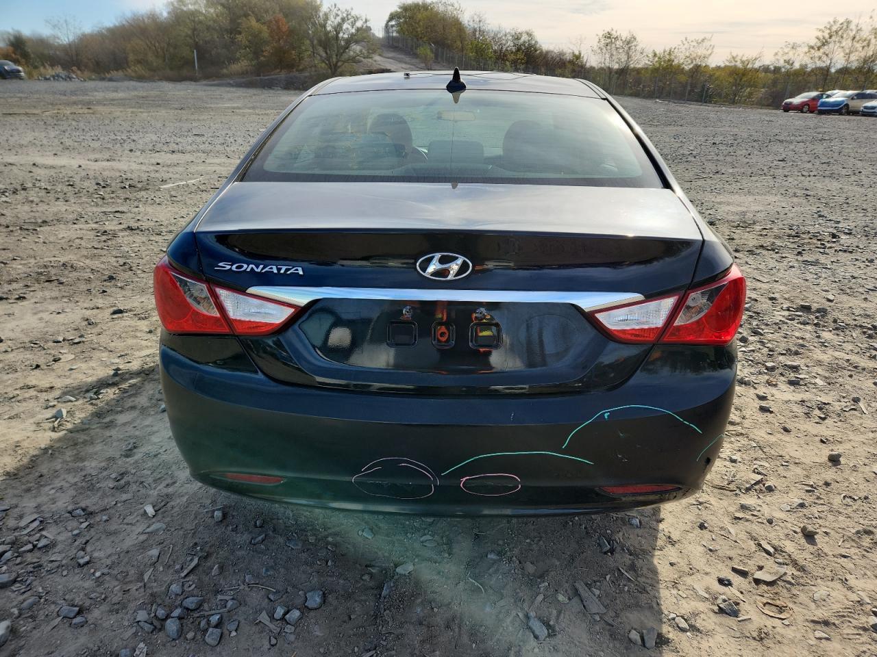 2011 HYUNDAI SONATA
