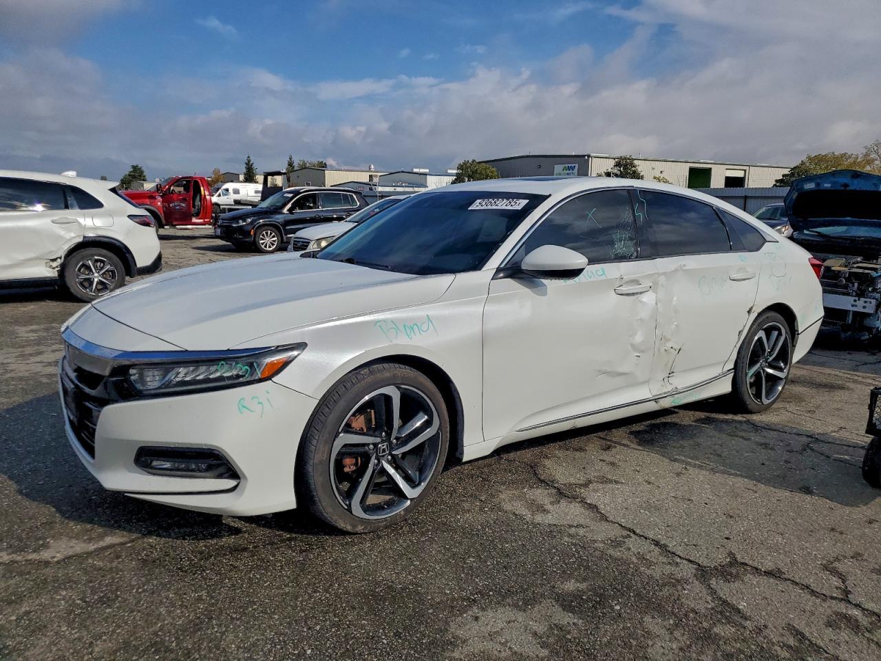 2018 HONDA ACCORD