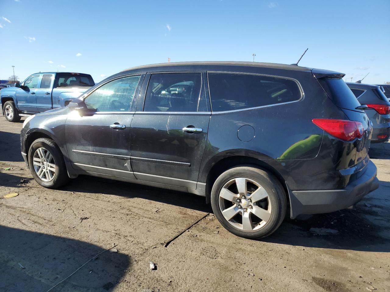 2011 CHEVROLET TRAVERSE