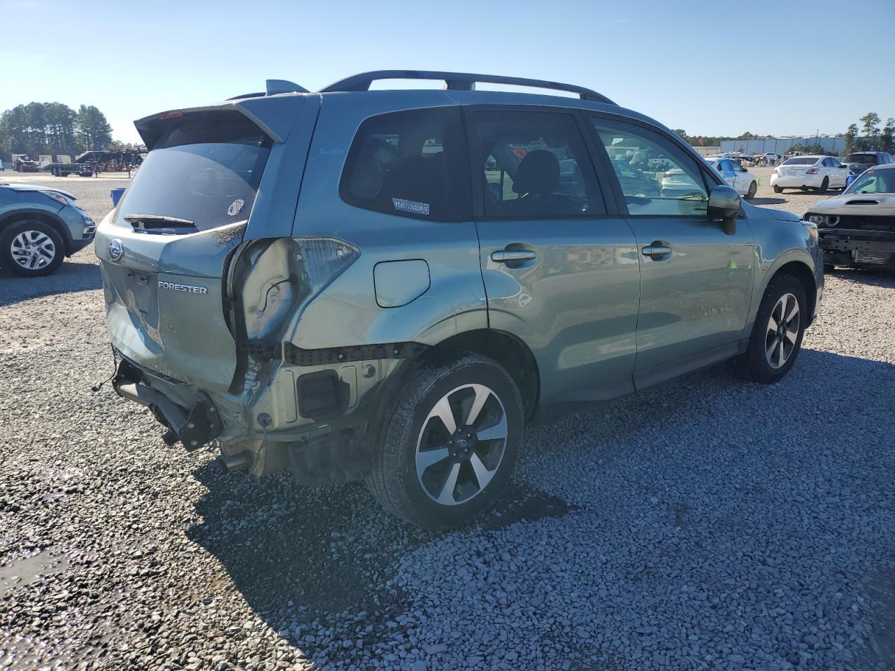 2018 SUBARU FORESTER
